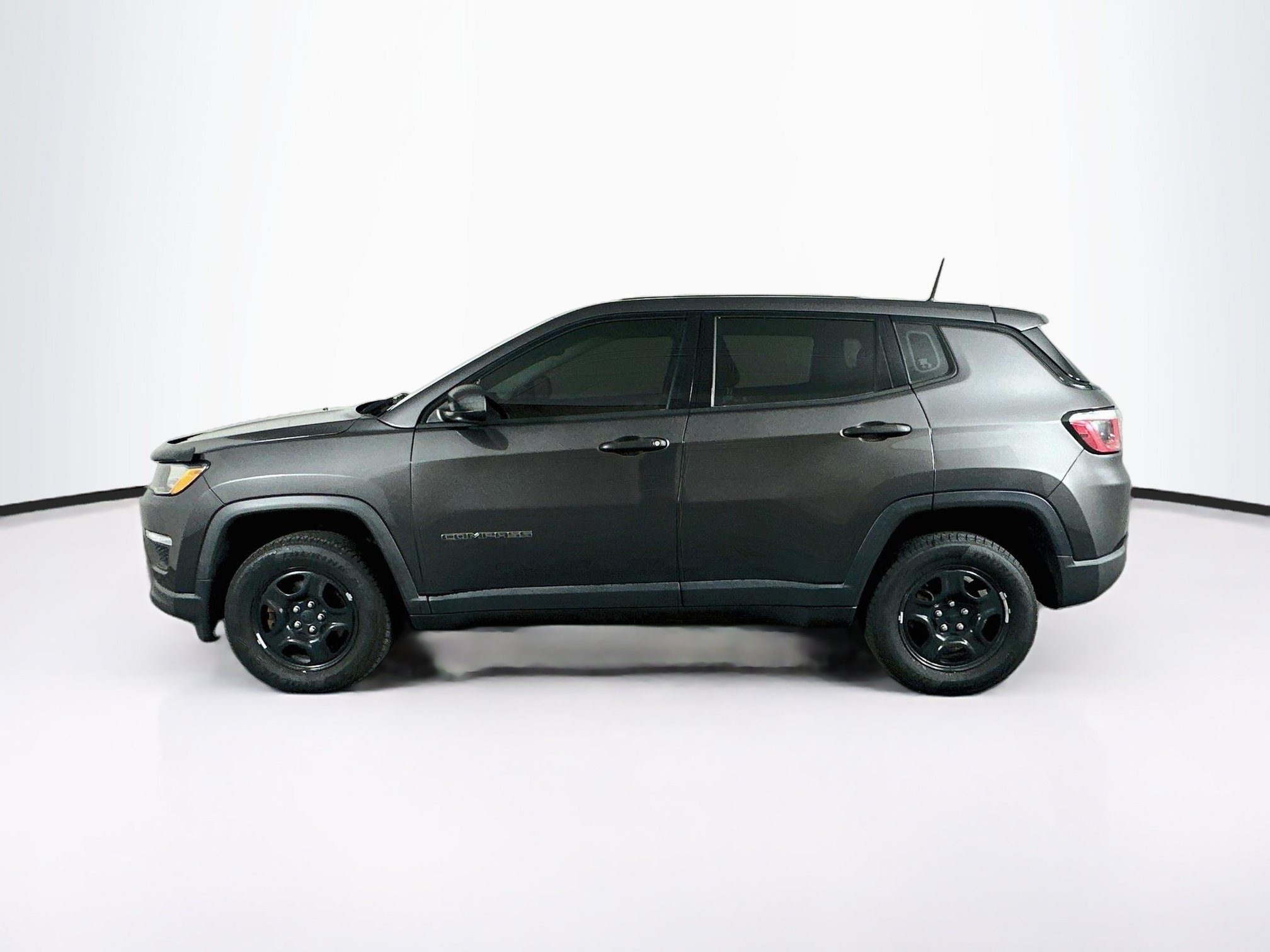 Used 2018 Jeep Compass Sport w/ Cold Weather Group AWD/4WD image 4