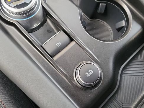 Used 2026 Ford Explorer Active RWD image 28
