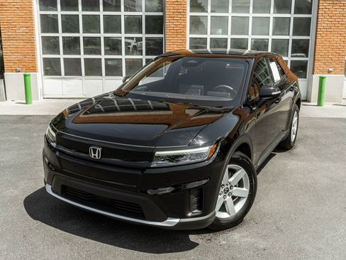 Used 2024 Honda Prologue EX image 2