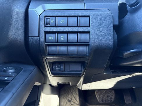 Used 2025 Toyota Tacoma TRD Off-Road image 13