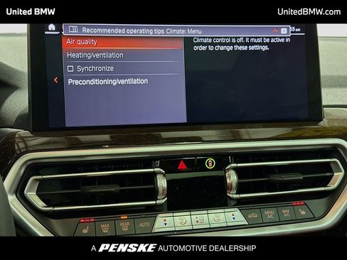 Used 2025 BMW X4 xDrive30i image 11