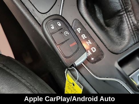 Used 2021 Jeep Cherokee Latitude Lux w/ Comfort/Convenience Group image 15