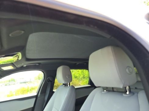 Used 2026 Land Rover Range Rover Velar Dynamic SE image 13