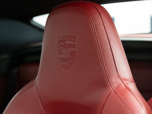 Used 2023 Porsche 911 Carrera S RWD image 30