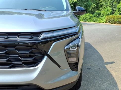 New 2026 Chevrolet Trax LT w/ Driver Confidence Package FWD image 24