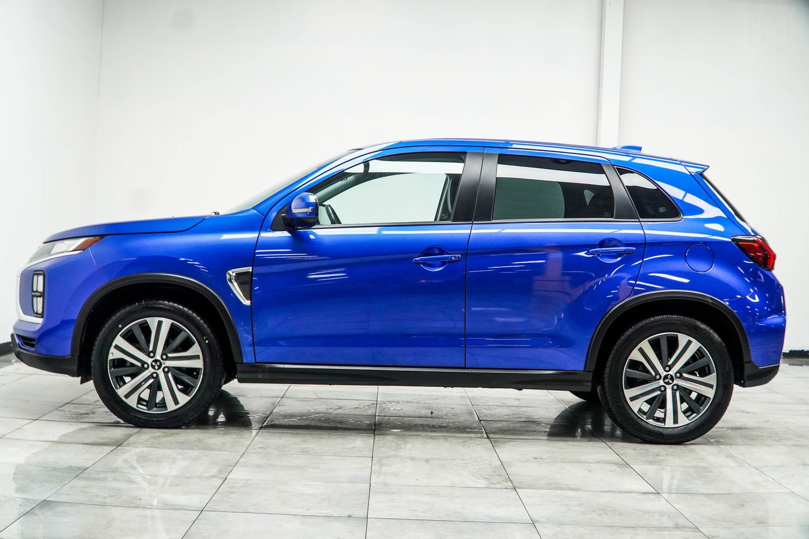 Used 2024 Mitsubishi Outlander Sport ES AWD/4WD image 11