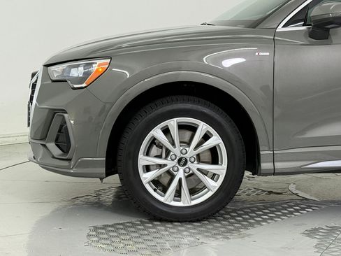 Used 2022 Audi Q3 2.0T Premium w/ Convenience Package image 25