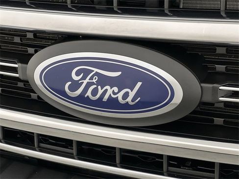 Used 2022 Ford F250 Lariat w/ Lariat Value Package image 32