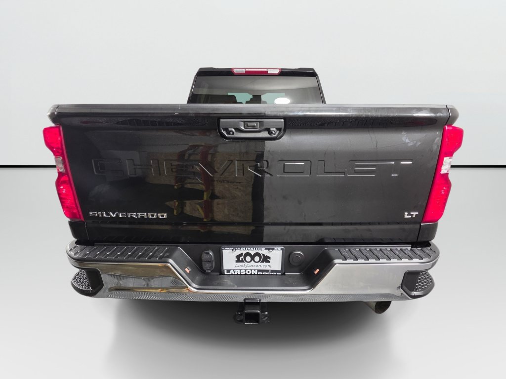 Used 2025 Chevrolet Silverado 2500 LT w/ Convenience Package AWD/4WD image 4