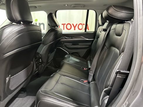 Used 2022 Jeep Grand Cherokee Limited 4xe image 19