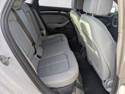 Used 2018 Audi A3 2.0T Premium image 17