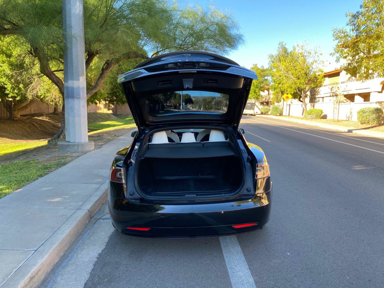 Used 2021 Tesla Model S Performance AWD/4WD image 12