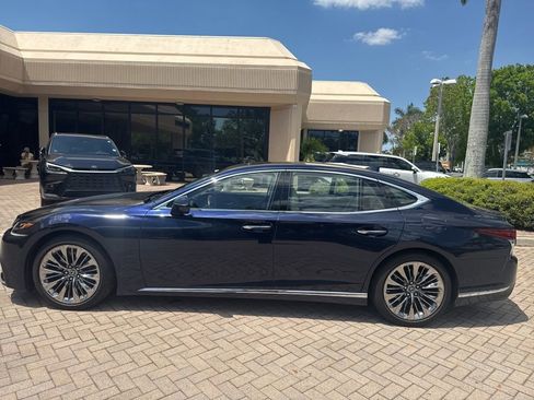 Used 2020 Lexus LS 500 w/ Accessory Package (Z2) RWD image 4