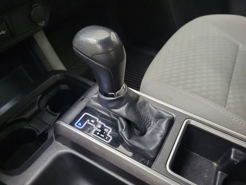 Used 2022 Toyota Tacoma SR5 image 26