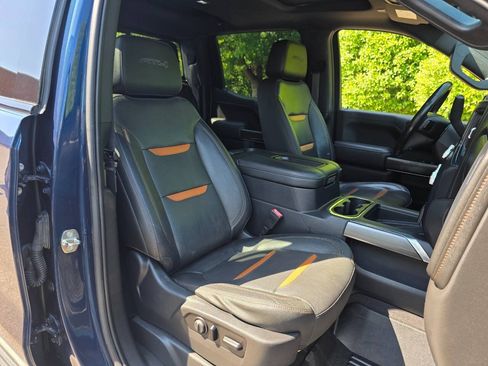 Used 2020 GMC Sierra 1500 AT4 w/ AT4 Premium Package AWD/4WD image 47