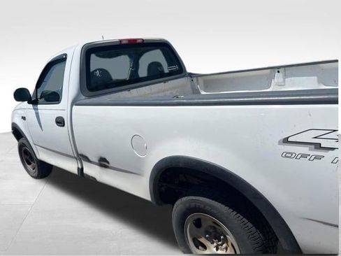 Used 1997 Ford F150 4x4 Regular Cab image 12