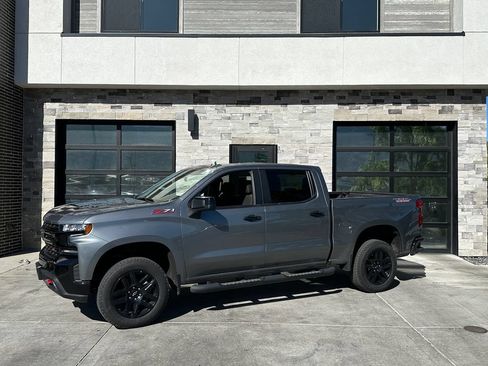 Used 2021 Chevrolet Silverado 1500 LT Trail Boss w/ Bed Protection Package AWD/4WD image 7