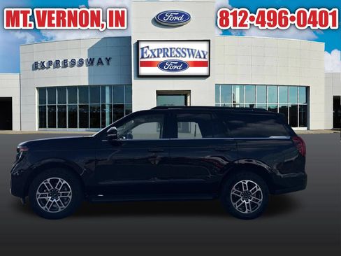 Used 2025 Ford Expedition Active AWD/4WD image 15