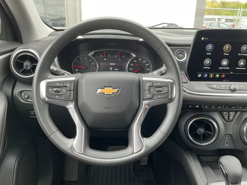 Used 2023 Chevrolet Blazer LT w/ Convenience Package AWD/4WD image 4