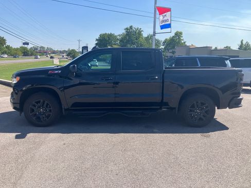 Used 2023 Chevrolet Silverado 1500 RST AWD/4WD image 4