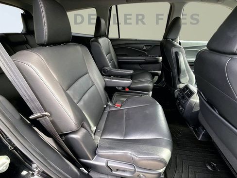 Used 2020 Honda Pilot Touring image 25