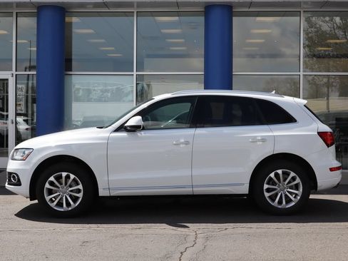 Used 2015 Audi Q5 2.0T Premium Plus AWD/4WD image 2
