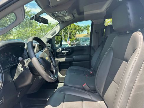 Used 2020 Chevrolet Silverado 2500 W/T w/ WT Convenience Package image 9