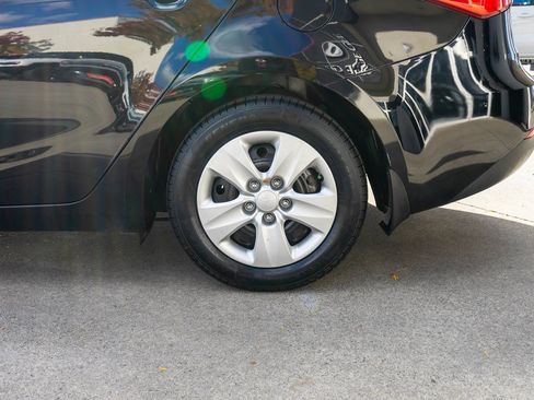 Used 2016 Kia Forte LX image 27