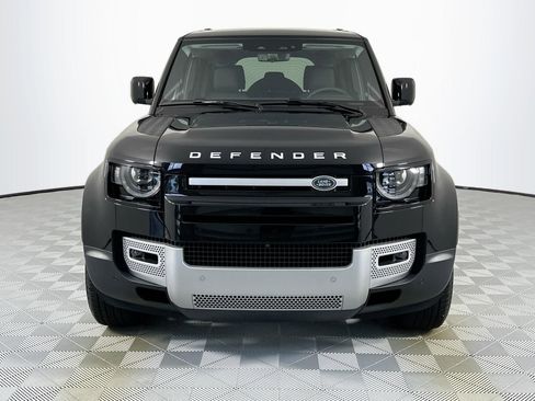 Used 2025 Land Rover Defender 110 S AWD/4WD image 2