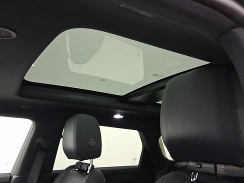 Used 2025 Land Rover Range Rover Evoque S image 14