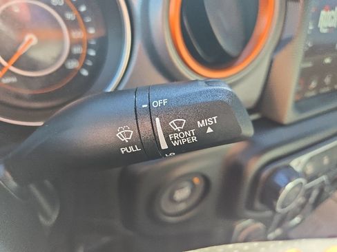 Used 2023 Jeep Gladiator Mojave w/ Cold Weather Group AWD/4WD image 52