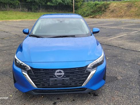 Used 2024 Nissan Sentra SV FWD image 4