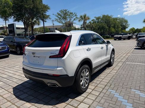 Used 2019 Cadillac XT4 Premium Luxury w/ Driver Awareness Package FWD image 5