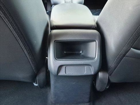 Used 2024 Honda HR-V EX-L image 17