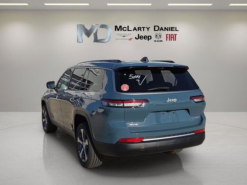 New 2026 Jeep Grand Cherokee L Limited AWD/4WD image 4