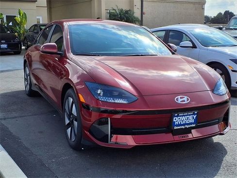 New 2025 Hyundai Ioniq 6 SE image 3