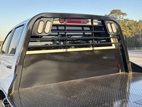 New 2025 GMC Sierra 3500 Pro w/ Convenience Package image 21