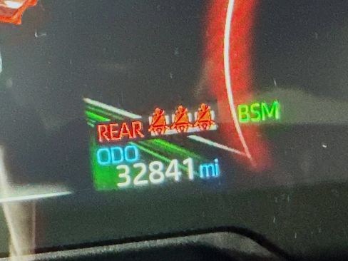 Used 2025 Toyota RAV4 XLE FWD image 33
