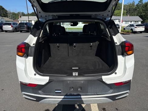 Used 2022 Buick Encore GX Select AWD/4WD image 21