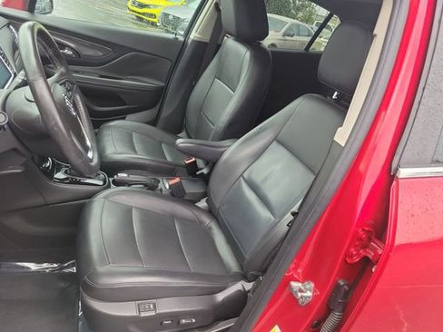 Used 2018 Buick Encore Premium w/ Experience Buick Package AWD/4WD image 18