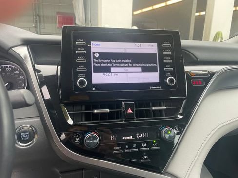 Used 2024 Toyota Camry SE w/ Convenience Package FWD image 30