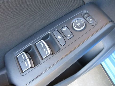 Used 2024 Honda Civic Sport image 10