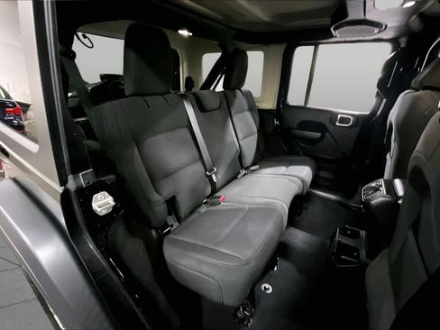 Used 2020 Jeep Wrangler Unlimited Sport S AWD/4WD image 20