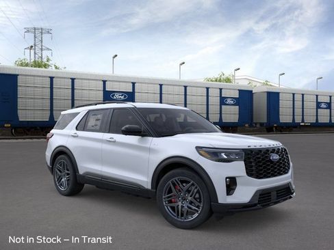 New 2026 Ford Explorer ST-Line w/ ST-Line Street Pack AWD/4WD image 7