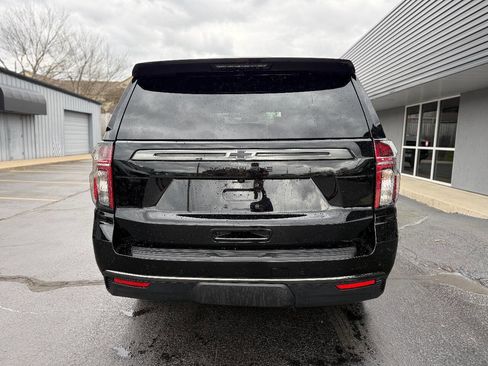Used 2021 Chevrolet Tahoe Z71 w/ Rear Media and Nav Package AWD/4WD image 8