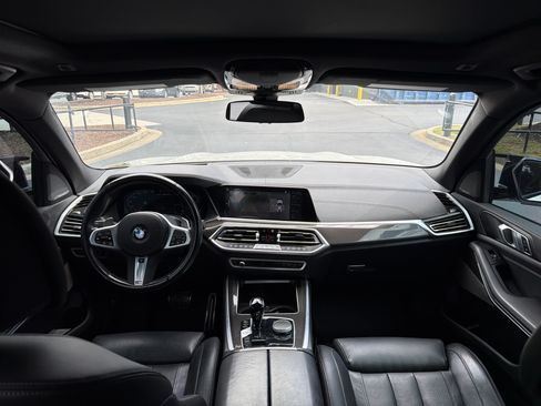 Used 2022 BMW X5 M50i AWD/4WD image 18
