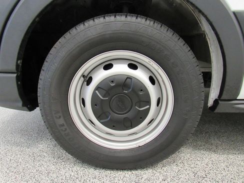 Used 2022 Ford Transit 150 Low Roof w/ Load Area Protection Package RWD image 10