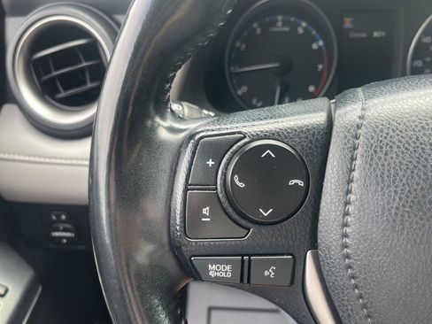 Used 2018 Toyota RAV4 XLE FWD image 27