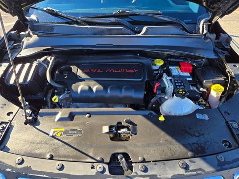 Used 2022 Jeep Compass Latitude image 29