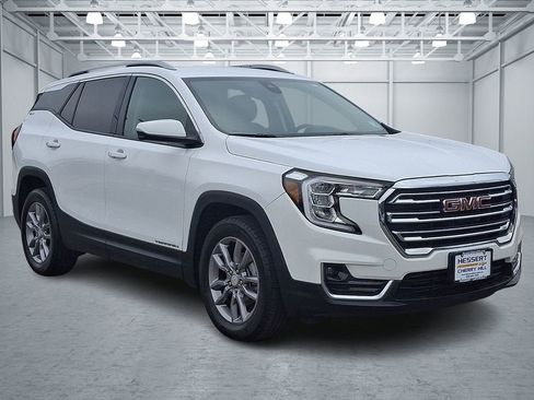 Certified 2024 GMC Terrain SLT FWD image 4